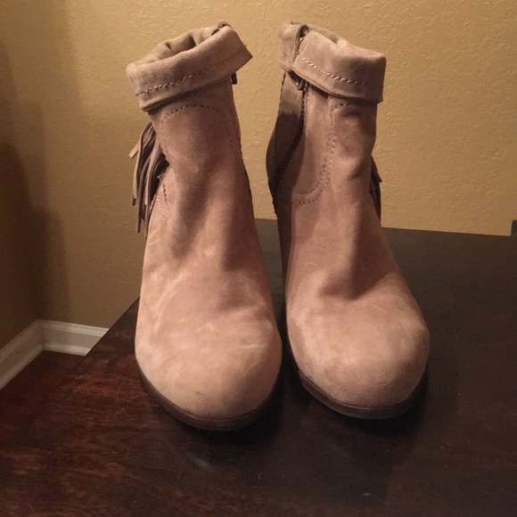 Sam Edelman brand new suede fringe tan booties NEW - Picture 2 of 6